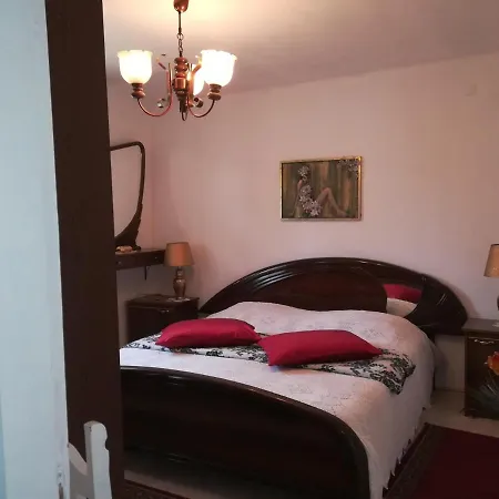 Family Friendly House With A Parking Space Kijevo, Zagora - 15414