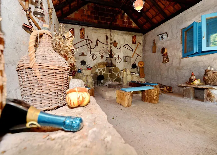 Family Friendly House With A Parking Space Kijevo, Zagora - 15414 Kijevo